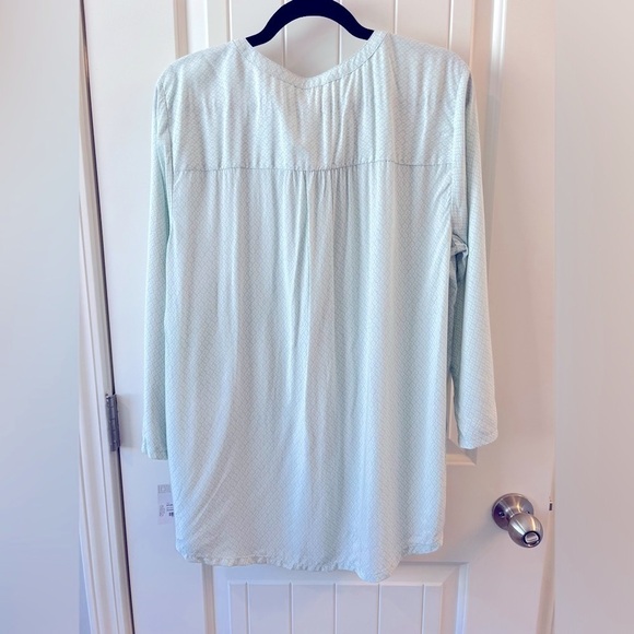 Liz Claiborne NWT Blouse. Size L - Picture 3 of 11
